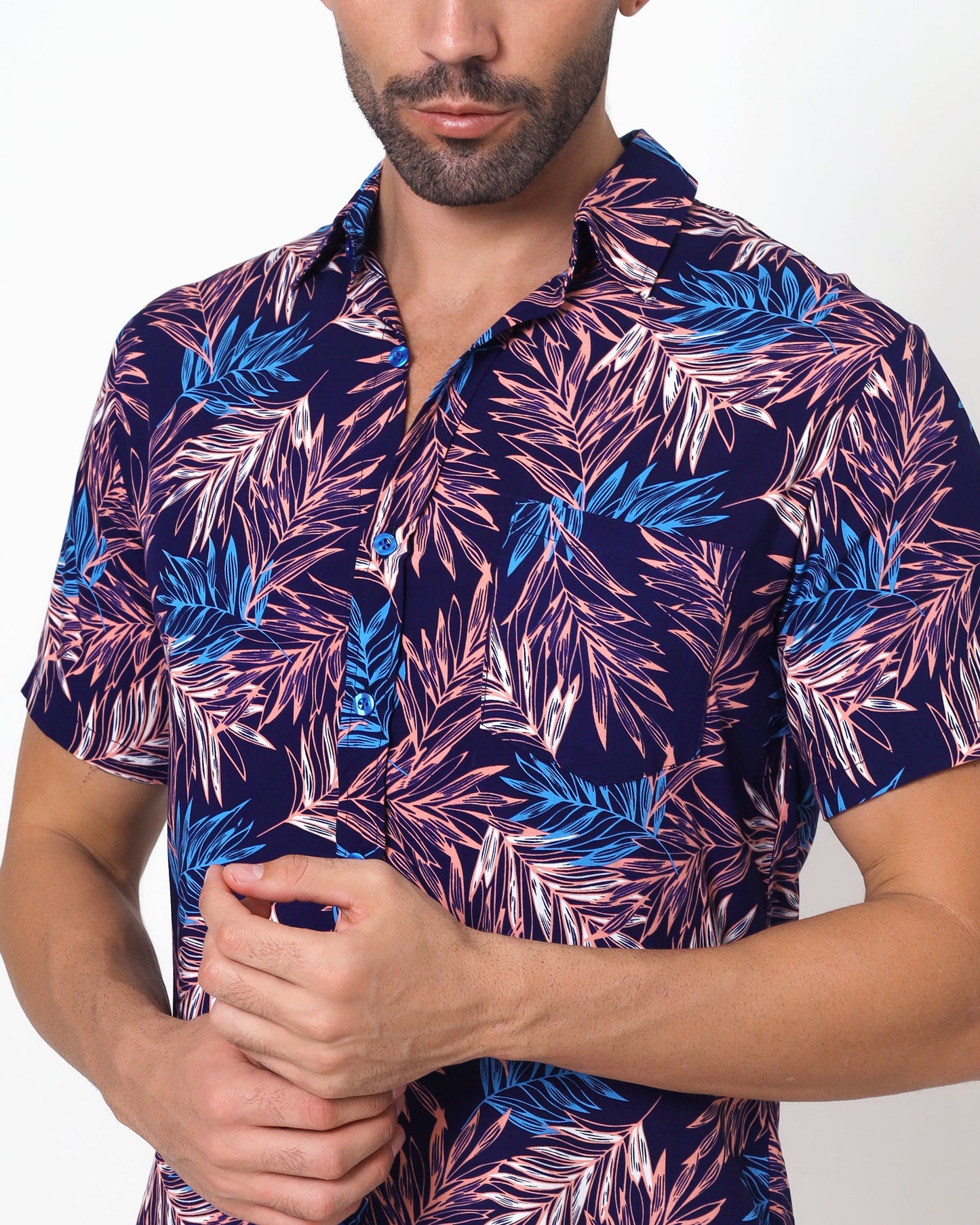 Blackbeard -"JING MIDNIGHT"- Slim-Fit Short Sleeve Shirt