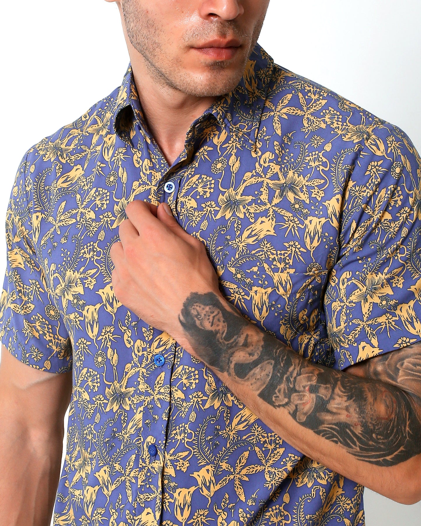 Blackbeard -"EASTON"- Slim-Fit Short Sleeve Shirt