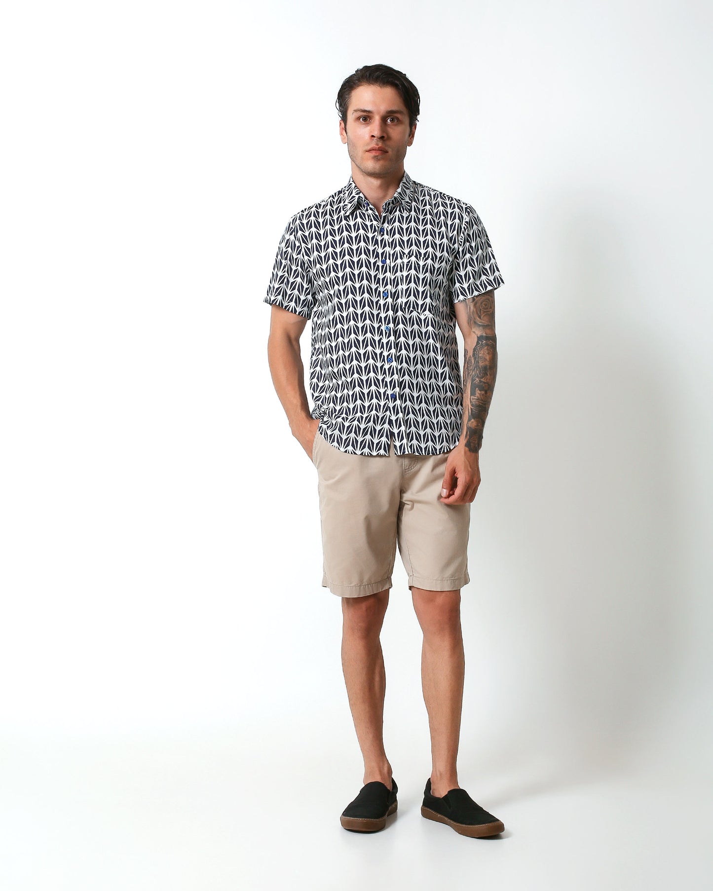 KRAKEN -"INGLE"- Straight / Loose-Cut Short Sleeve Shirt